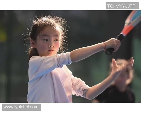 全国青少年网球顶尖选手会师武汉，京山女队力求卫冕